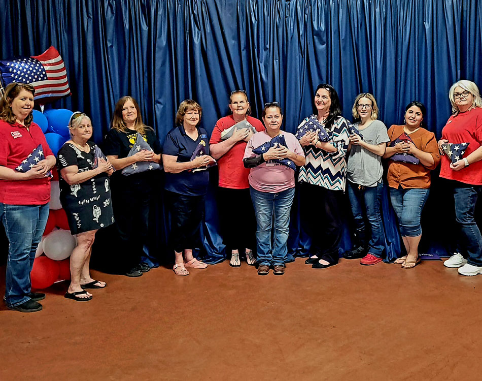 Texas unit retires American flags with dignity