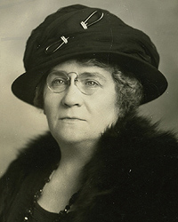 Mrs. Lowell F. Hobart Sr.